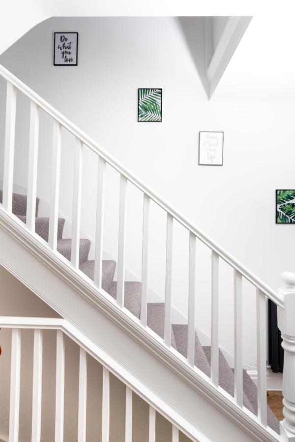 Bright Cheery 4 Bd Apartment By Brighton Station エクステリア 写真