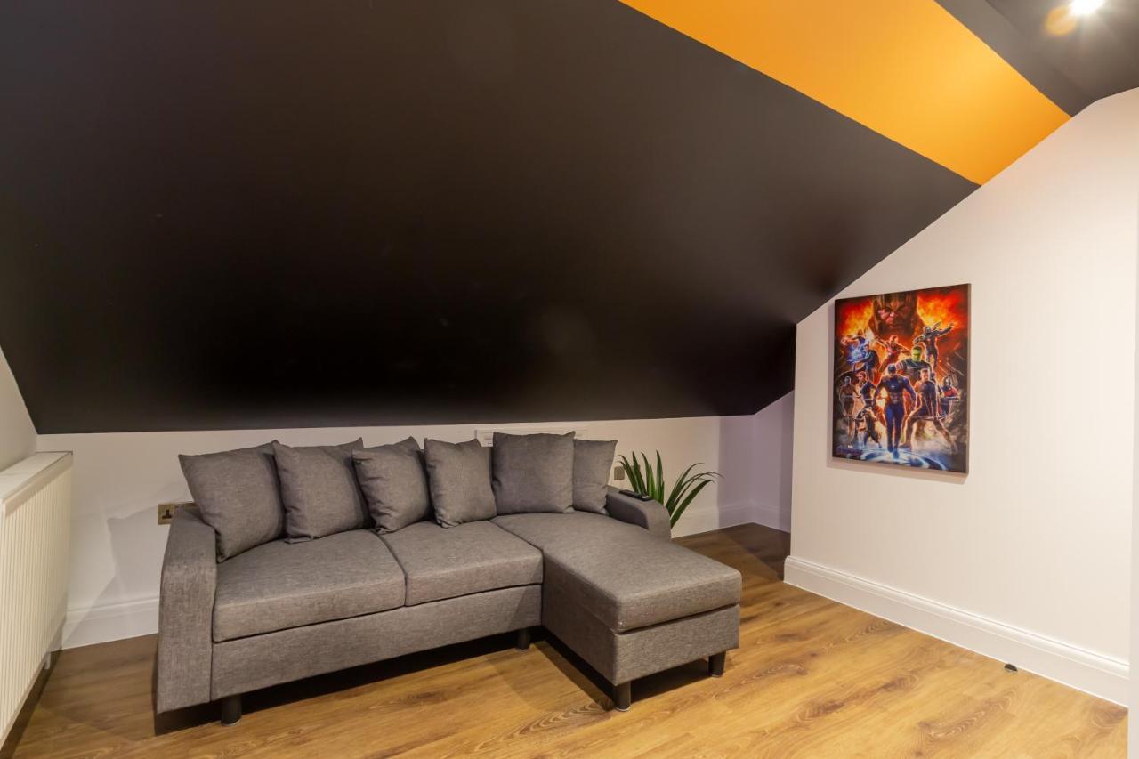 Bright Cheery 4 Bd Apartment By Brighton Station エクステリア 写真