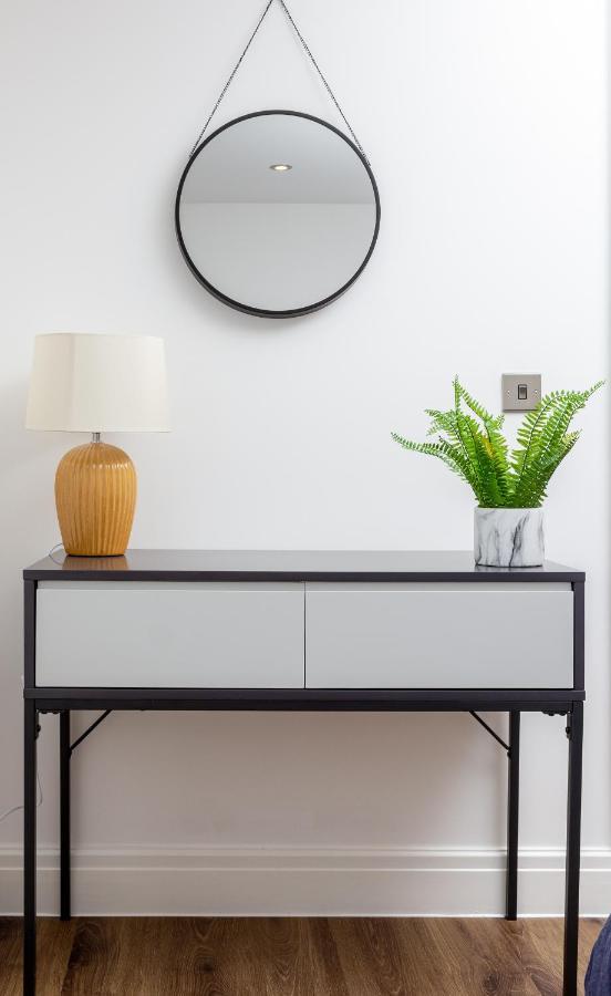 Bright Cheery 4 Bd Apartment By Brighton Station エクステリア 写真