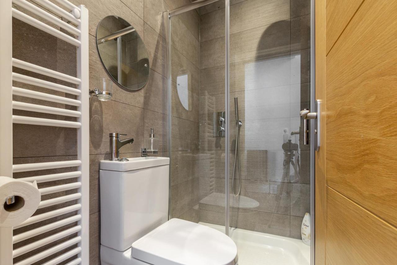 Bright Cheery 4 Bd Apartment By Brighton Station エクステリア 写真