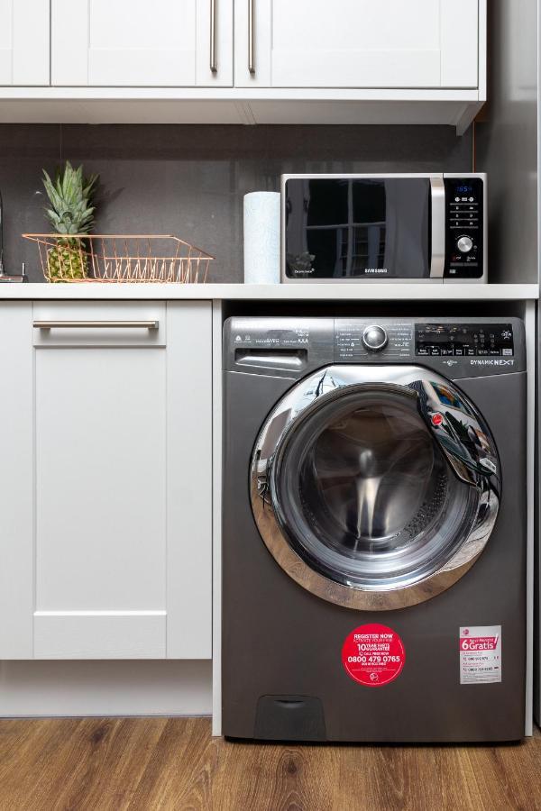 Bright Cheery 4 Bd Apartment By Brighton Station エクステリア 写真