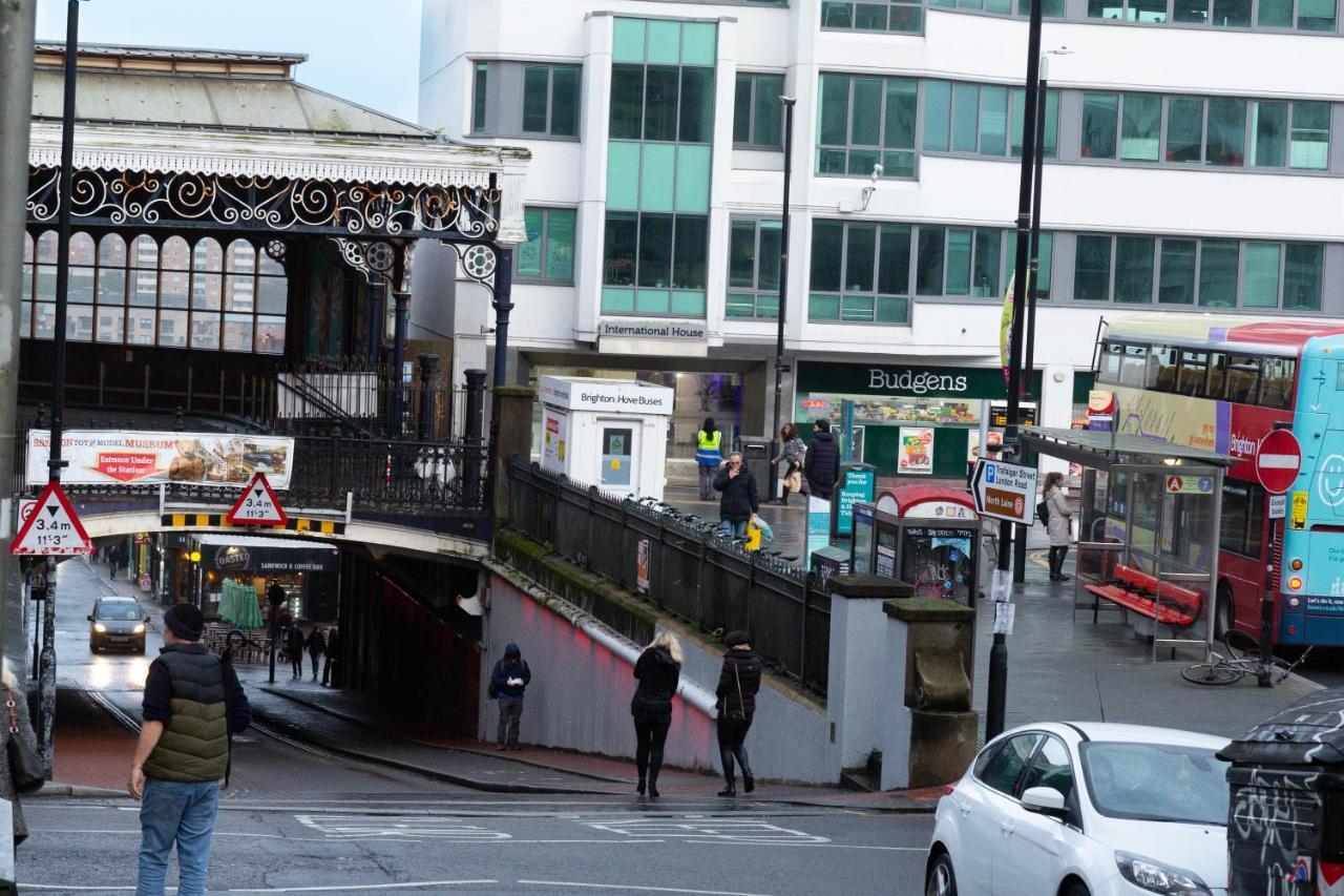 Bright Cheery 4 Bd Apartment By Brighton Station エクステリア 写真